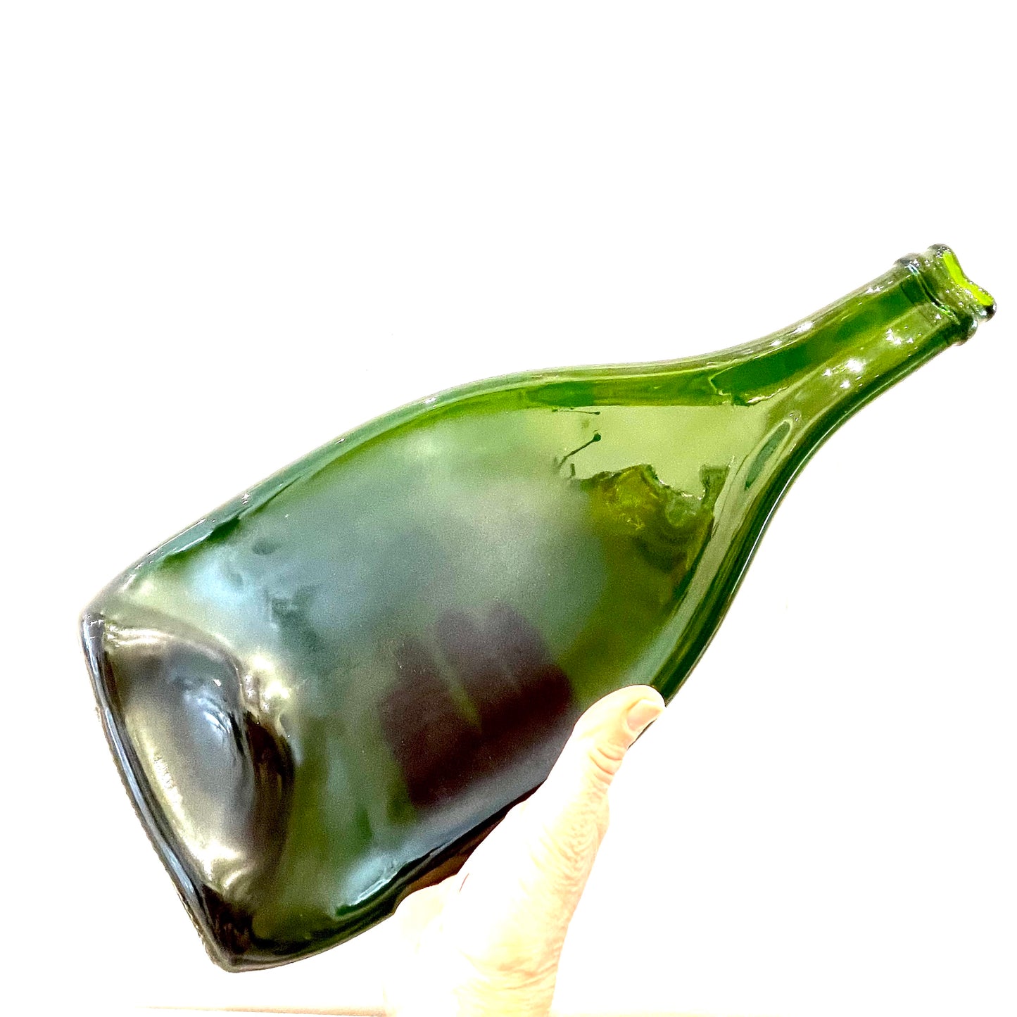 MAGNUM champagne bottle molten glass