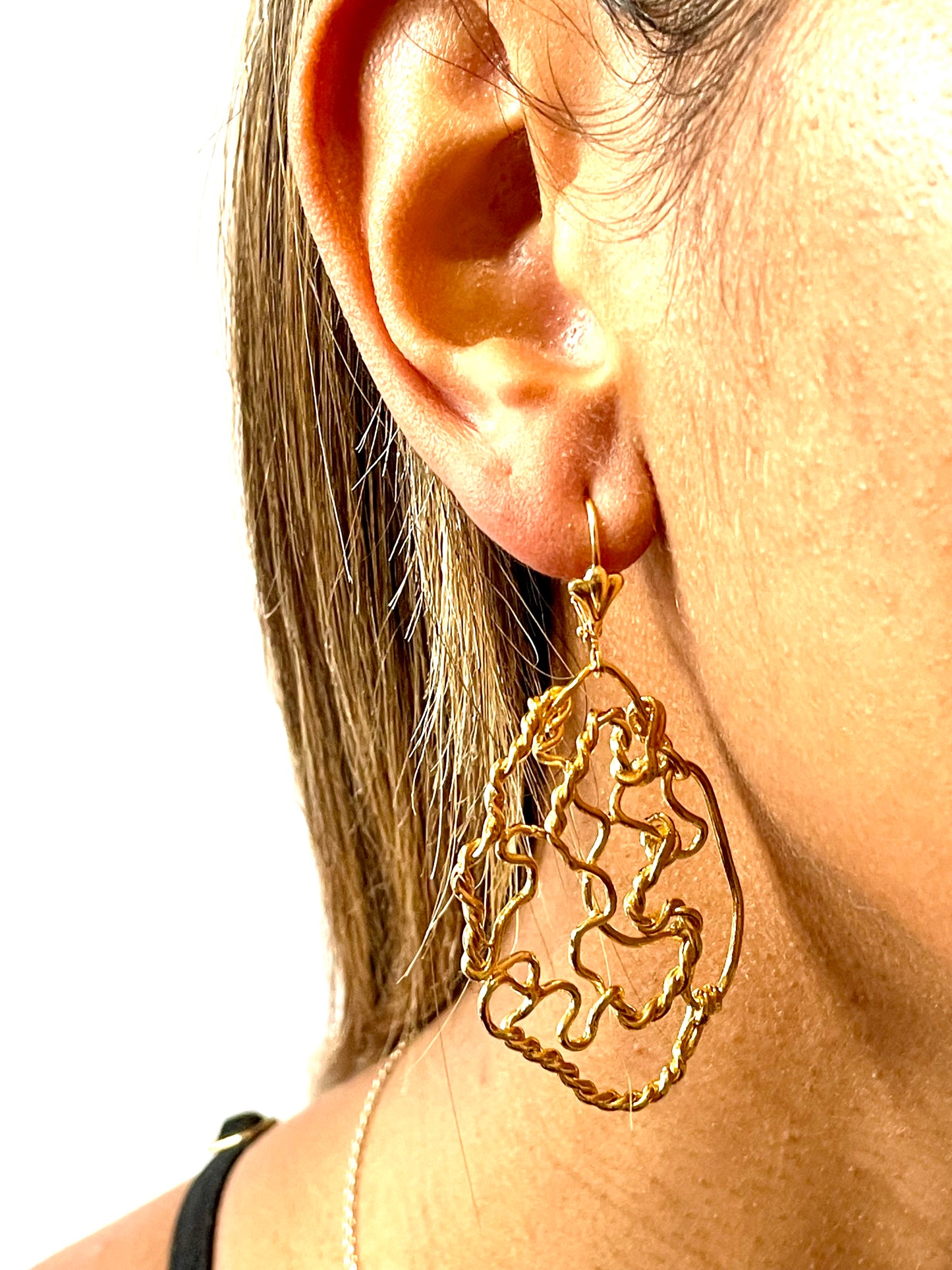 MUSE GOLD earrings with sleepers